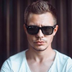 Симпатичный самец ищет девушку/женщину из Ростов-на-дону для секса Симпатичный самец ищет девушку/женщину из Ростов-на-дону для секса