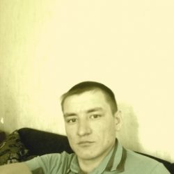 Симпатичный молодой человек ищет любовницу для интимных отношений в Ростове-на-дону Симпатичный молодой человек ищет любовницу для интимных отношений в Ростове-на-дону